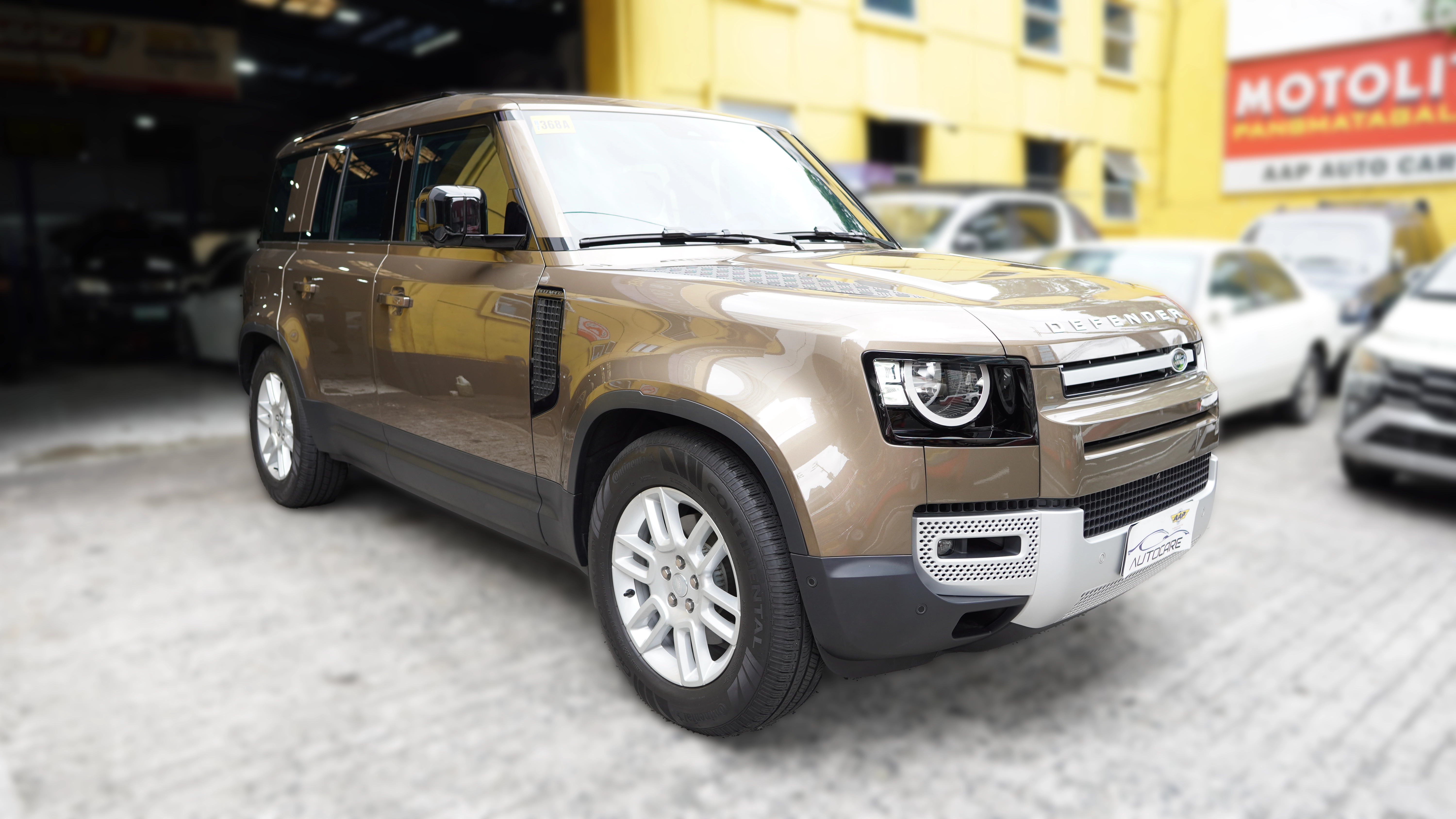 2024 Land Rover Defender 110 S P300
